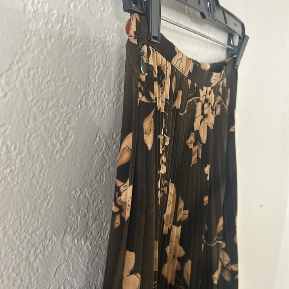 Stunning, vintage pleated skirt by prophecy by sag harbor - Picture 3 of 4